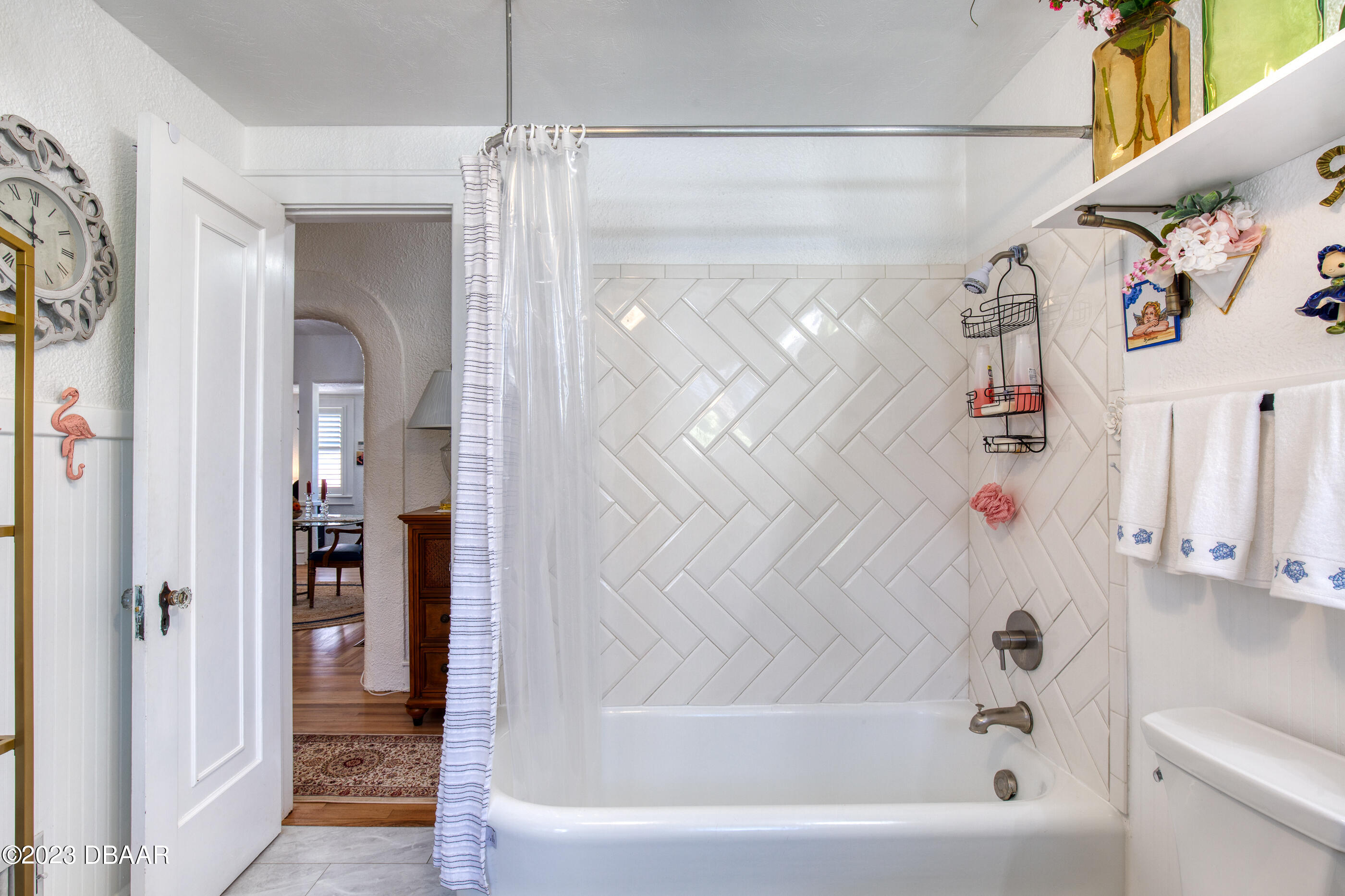 42 River Beach Drive Ormond Beach, FL 32176 - Photo 49 of 74 a bathroom with a bathtub and a shower