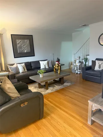 $3,550 | Undisclosed Address, New Hyde Park, NY 11040