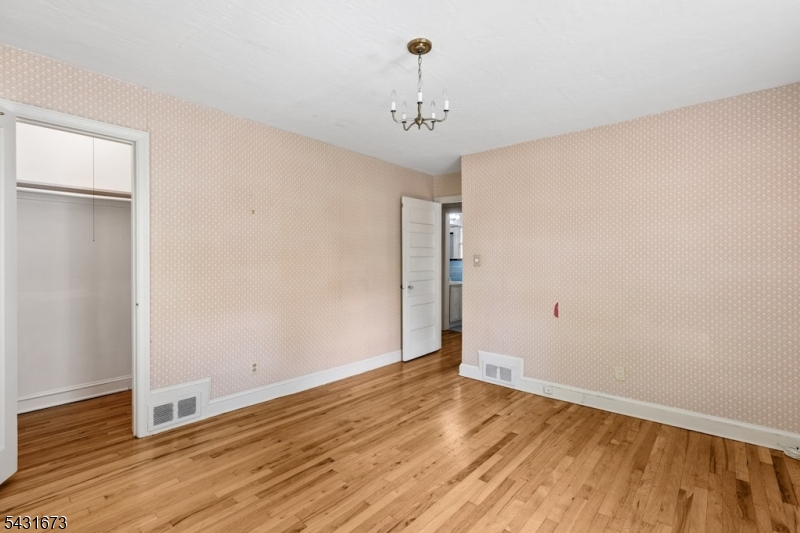 106 Gallows Hill Road Cranford, NJ 07016 - Photo 14 of 27