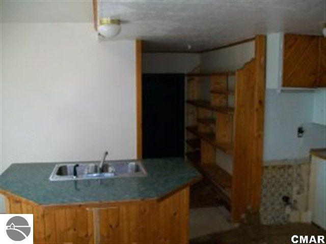 9708 East Olive Road Wheeler, MI 48662 - Photo 3 of 9 1767941-2.JPG