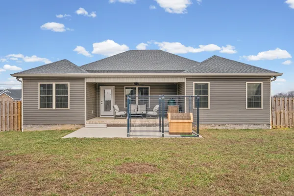 $385,000 | 623 North Rdg Drive, Hopkinsville, KY 42240