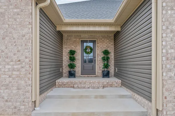 $385,000 | 623 North Rdg Drive, Hopkinsville, KY 42240