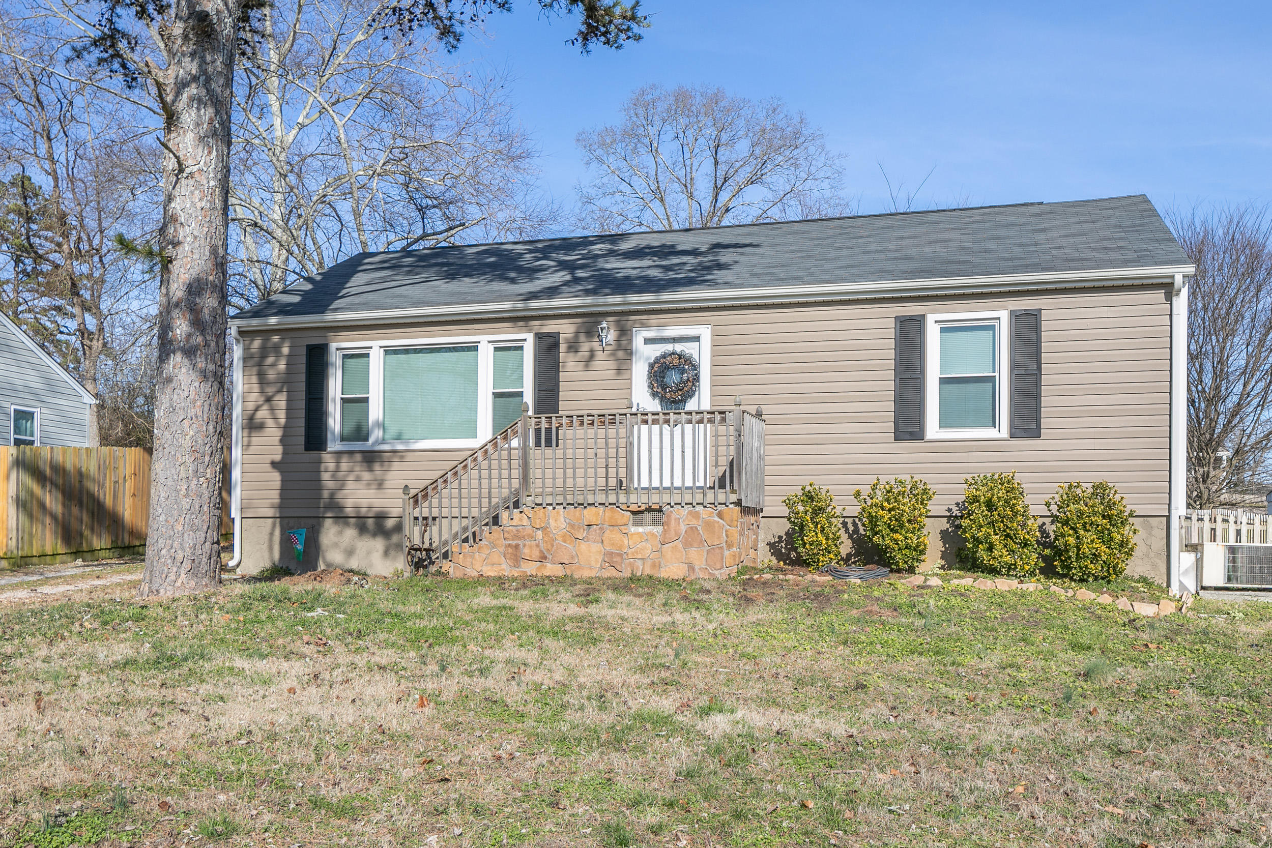 102 Mcafee Road Rossville, GA 30741 - Photo 1 of 10 102 Mcafee_Front 1