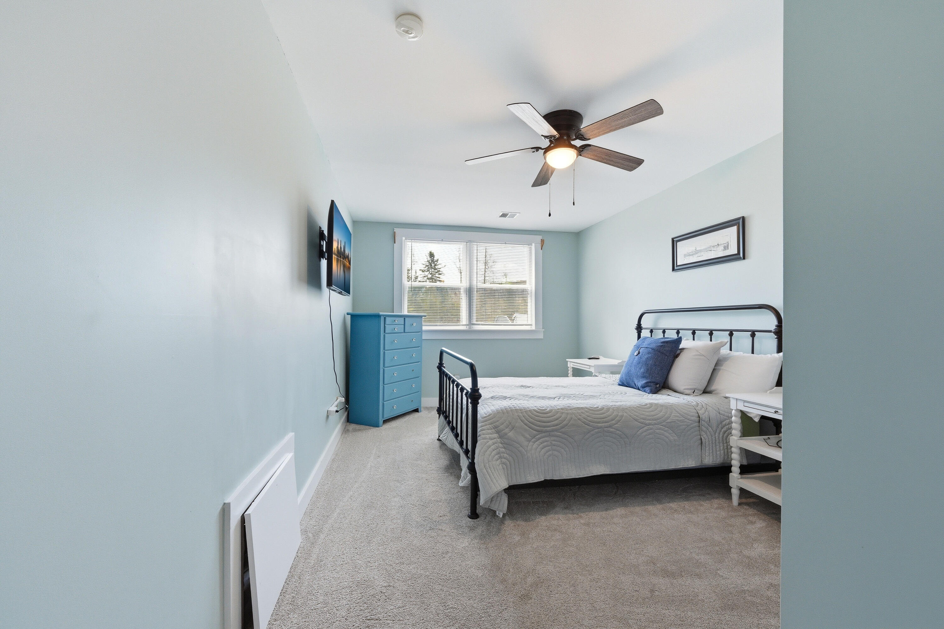 38 Carry Road Rangeley, ME 04964 - Photo 25 of 61 guest room