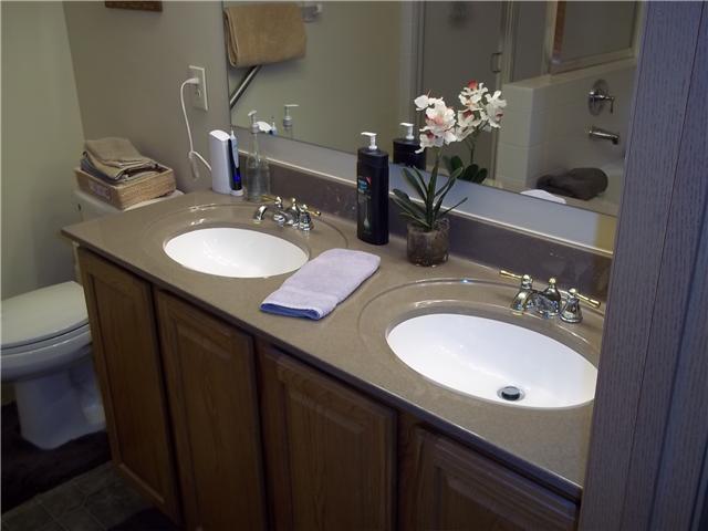 8150 Rodebaugh Road Reynoldsburg, OH 43068 - Photo 12 of 25 Gallery Image 12
