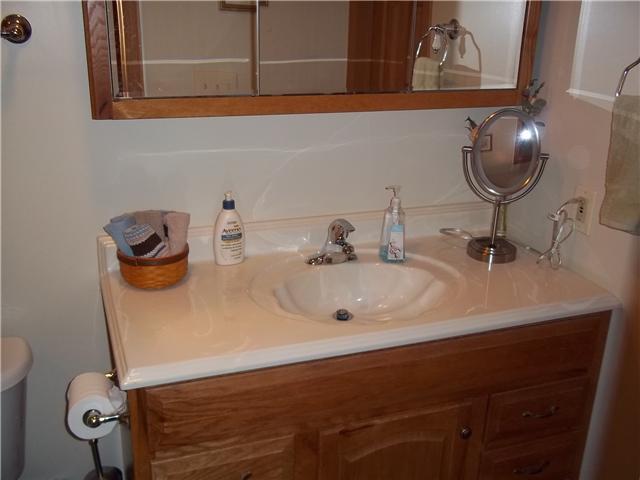 8150 Rodebaugh Road Reynoldsburg, OH 43068 - Photo 16 of 25 Gallery Image 16