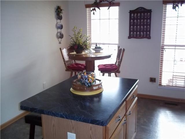 8150 Rodebaugh Road Reynoldsburg, OH 43068 - Photo 4 of 25 Gallery Image 4