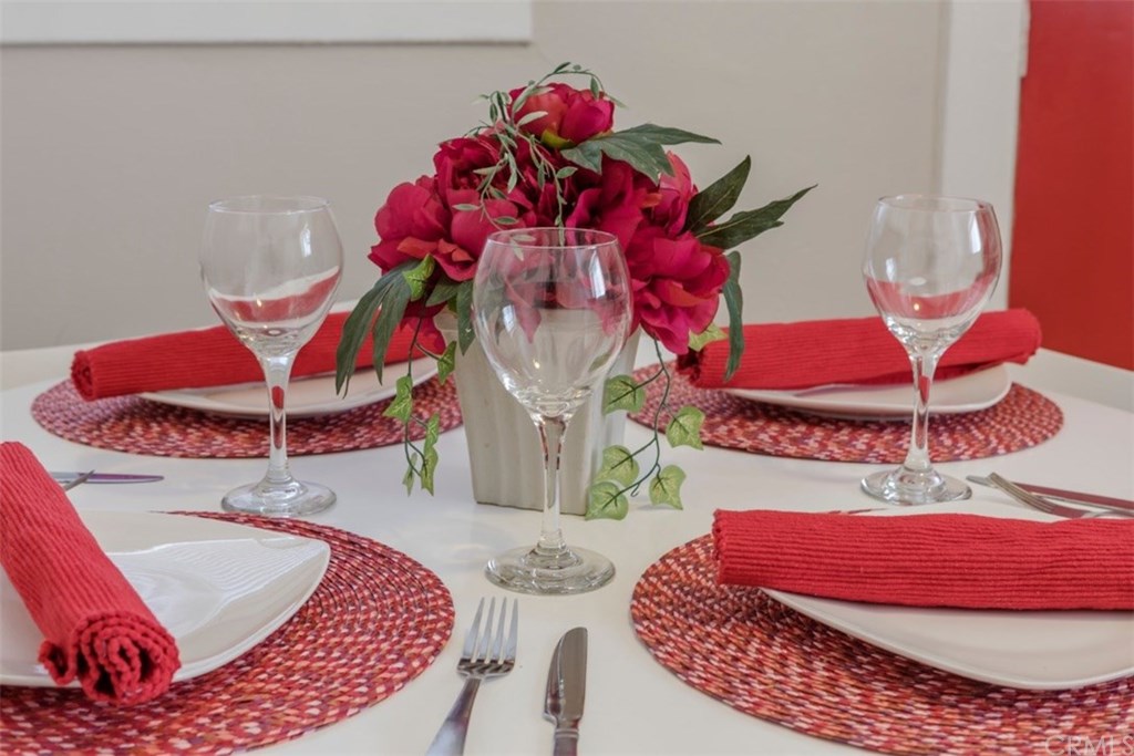 5416 Lime Avenue Long Beach, CA 90805 - Photo 14 of 23 Ready for your Family Enjoyable Meals