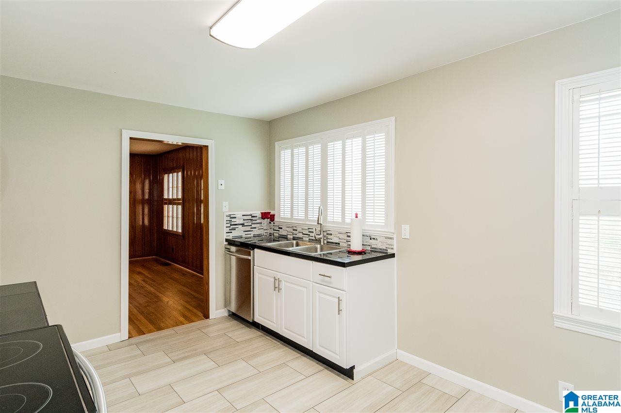 2004 Arcadia Road Birmingham, AL 35214 - Photo 11 of 32