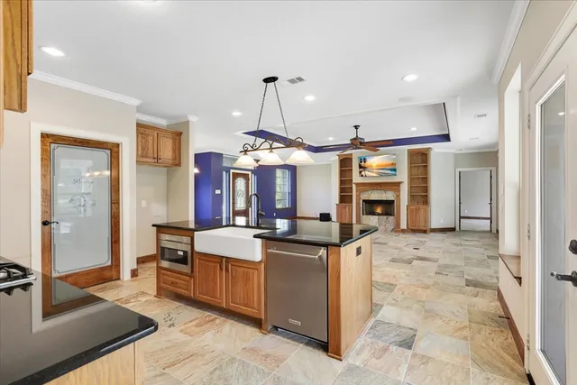 $1,175,000 | 1415 China Grove Drive, Rosharon, TX 77583