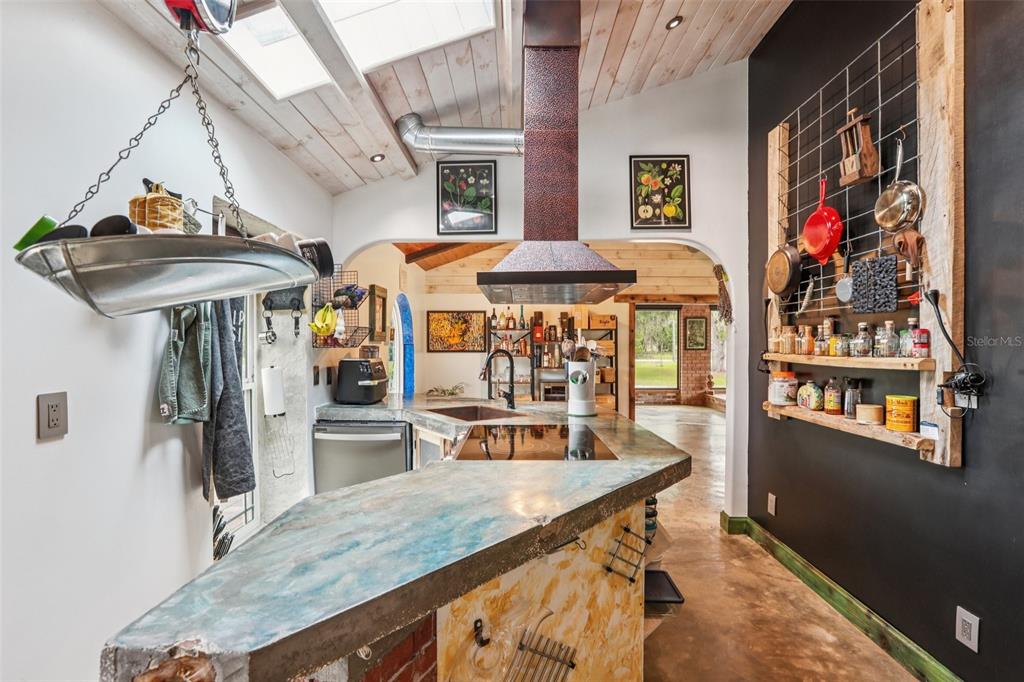 27616 Miller Road Dade City, FL 33525 - Photo 13 of 97