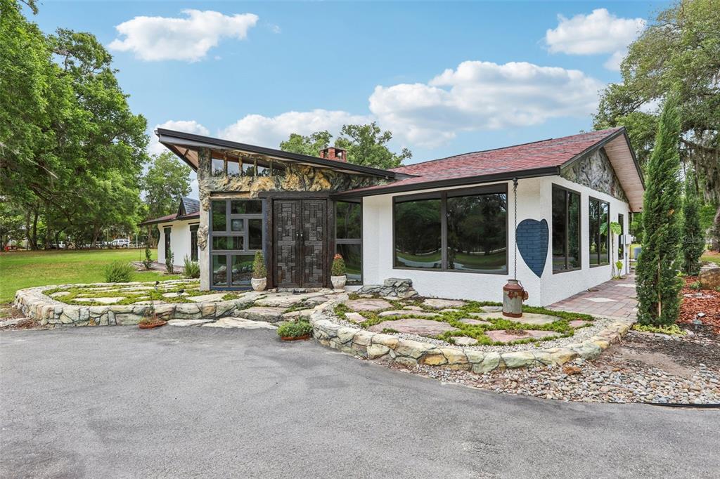 27616 Miller Road Dade City, FL 33525 - Photo 3 of 97