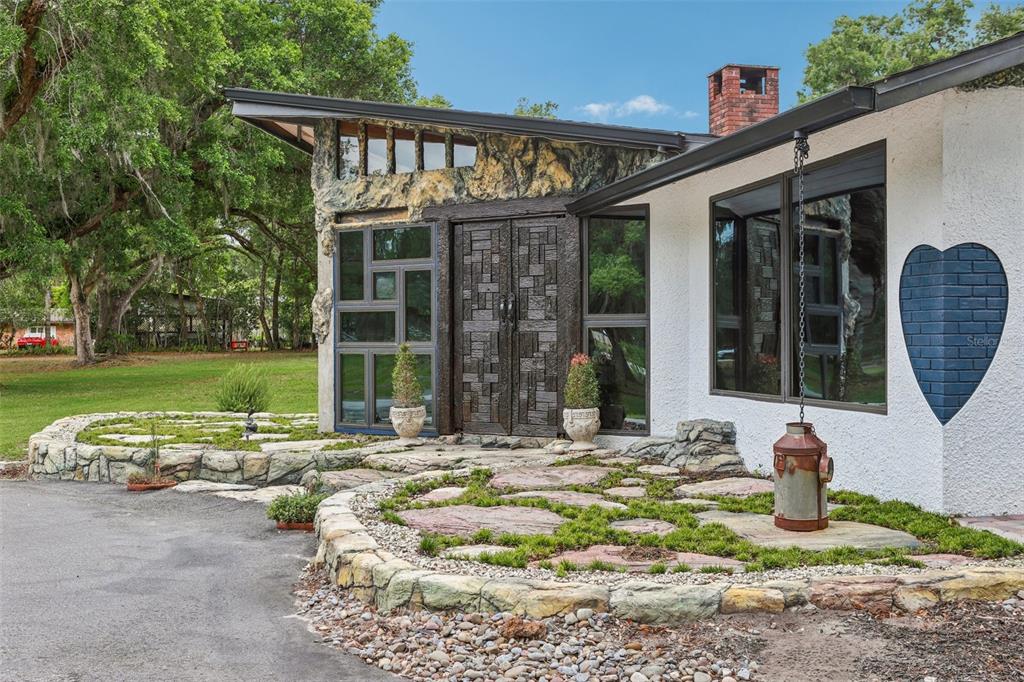 27616 Miller Road Dade City, FL 33525 - Photo 7 of 97