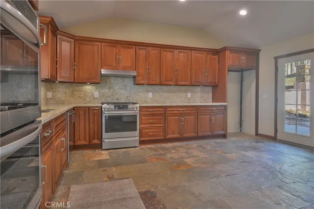 $1,250,000 | 27788 West Shore, Lake Arrowhead, CA 92352