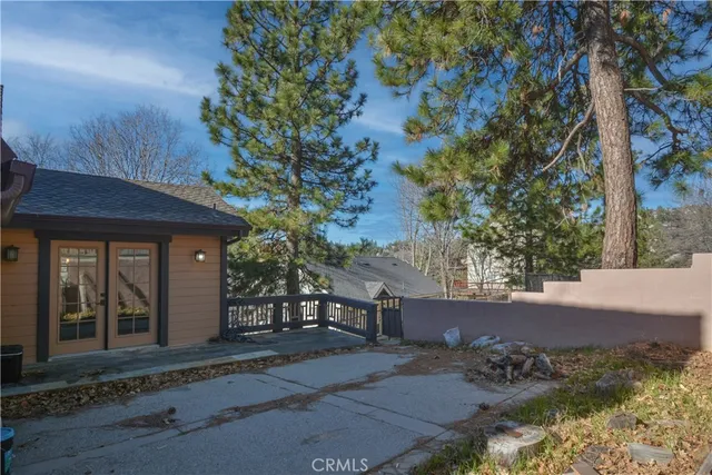 $1,250,000 | 27788 West Shore, Lake Arrowhead, CA 92352