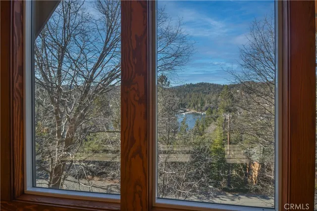 $1,250,000 | 27788 West Shore, Lake Arrowhead, CA 92352