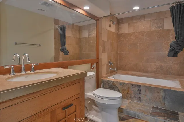 $1,250,000 | 27788 West Shore, Lake Arrowhead, CA 92352