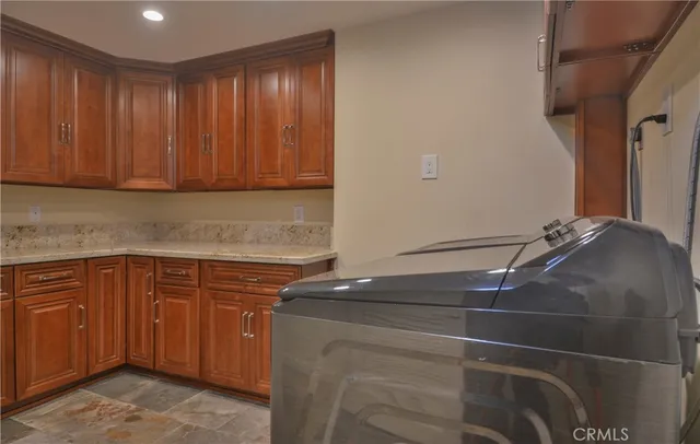 $1,250,000 | 27788 West Shore, Lake Arrowhead, CA 92352