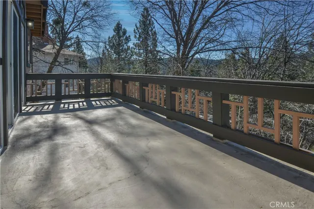 $1,250,000 | 27788 West Shore, Lake Arrowhead, CA 92352