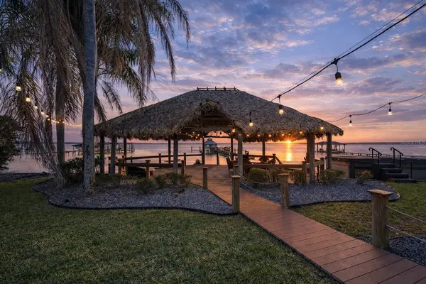 $1,650,000 | 14261 Southeast 128th Street, Ocklawaha, FL 32179