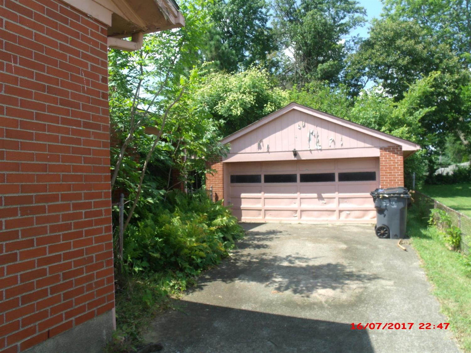 538 Rogers Road Lexington, KY 40505 - Photo 2 of 33 Photo 2