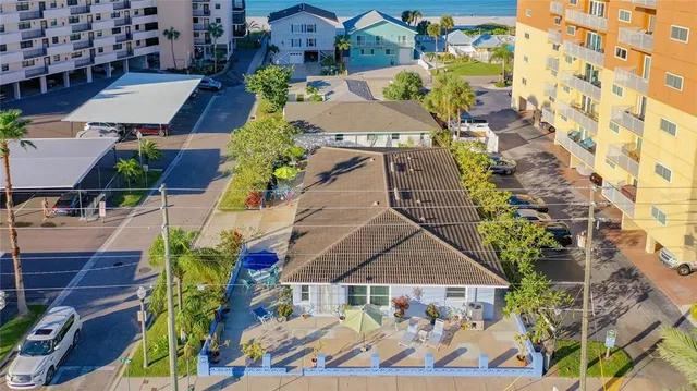 $2,900 | 18316 Gulf Boulevard, Redington Shores, FL 33708