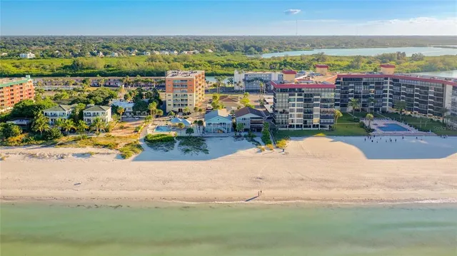 $2,900 | 18316 Gulf Boulevard, Redington Shores, FL 33708