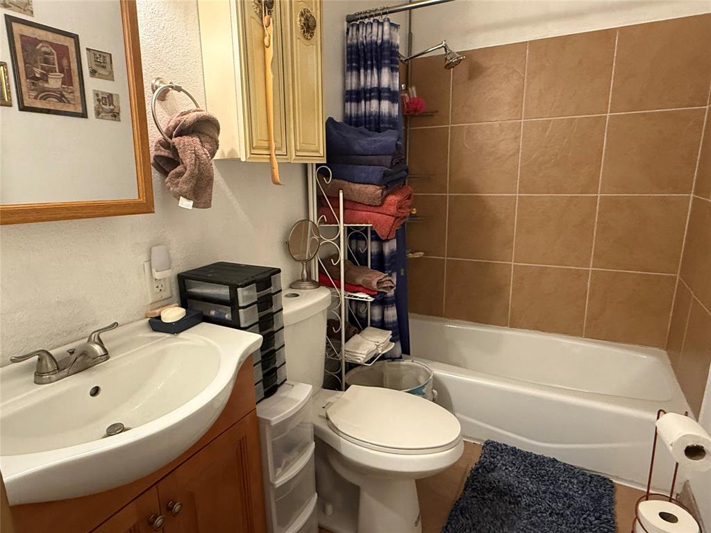 501 Fitzgerald Street Bangs, TX 76823 - Photo 13 of 18