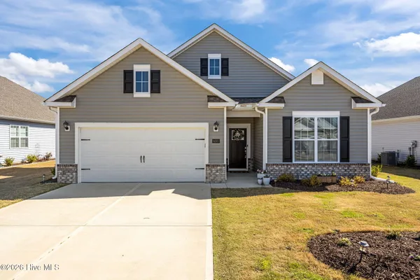 $425,000 | 6005 Bayberry Park Drive, New Bern, NC 28562