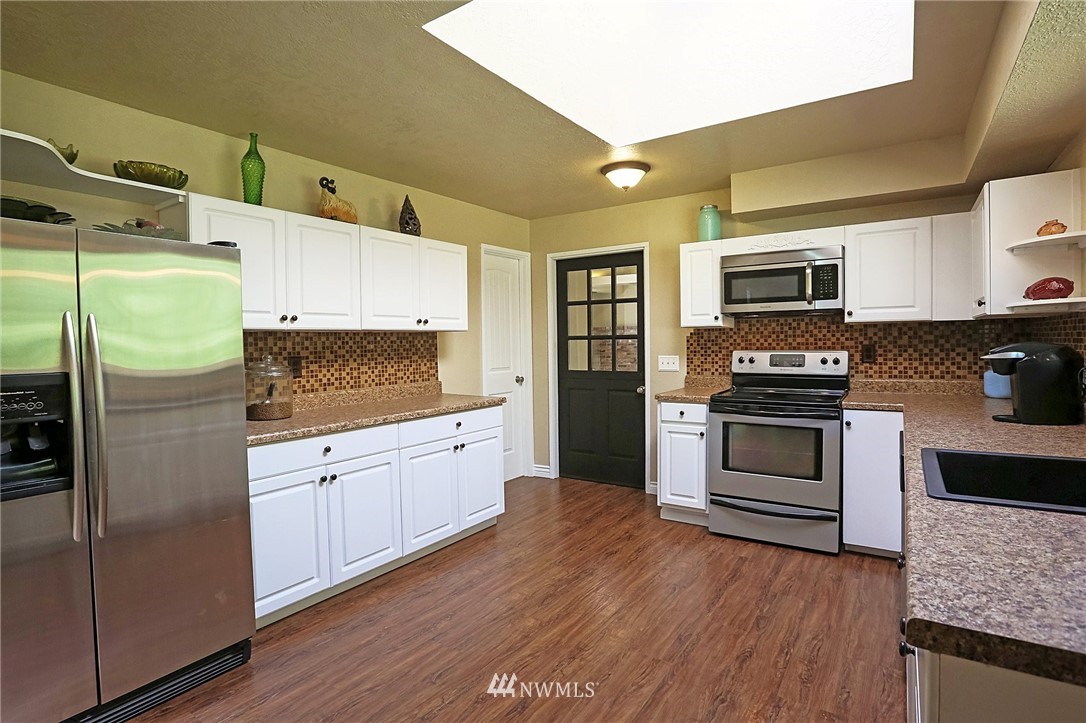 6598 East Chester Road Port Orchard, WA 98366 - Photo 13 of 25 Gallery Image 13