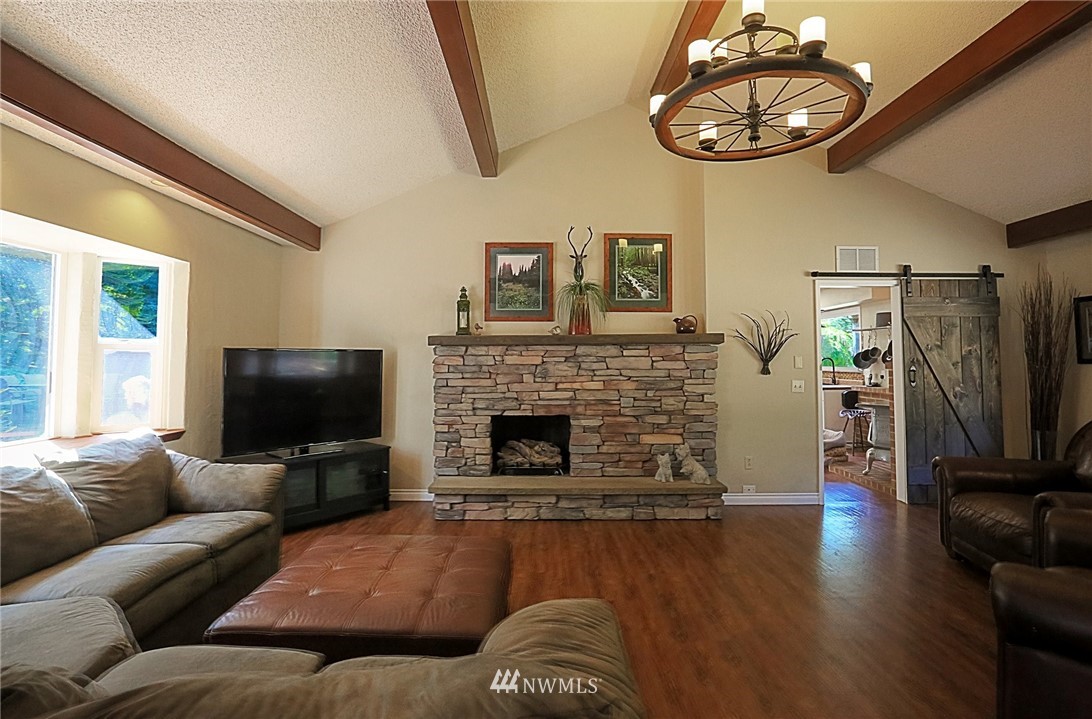 6598 East Chester Road Port Orchard, WA 98366 - Photo 6 of 25 Gallery Image 6