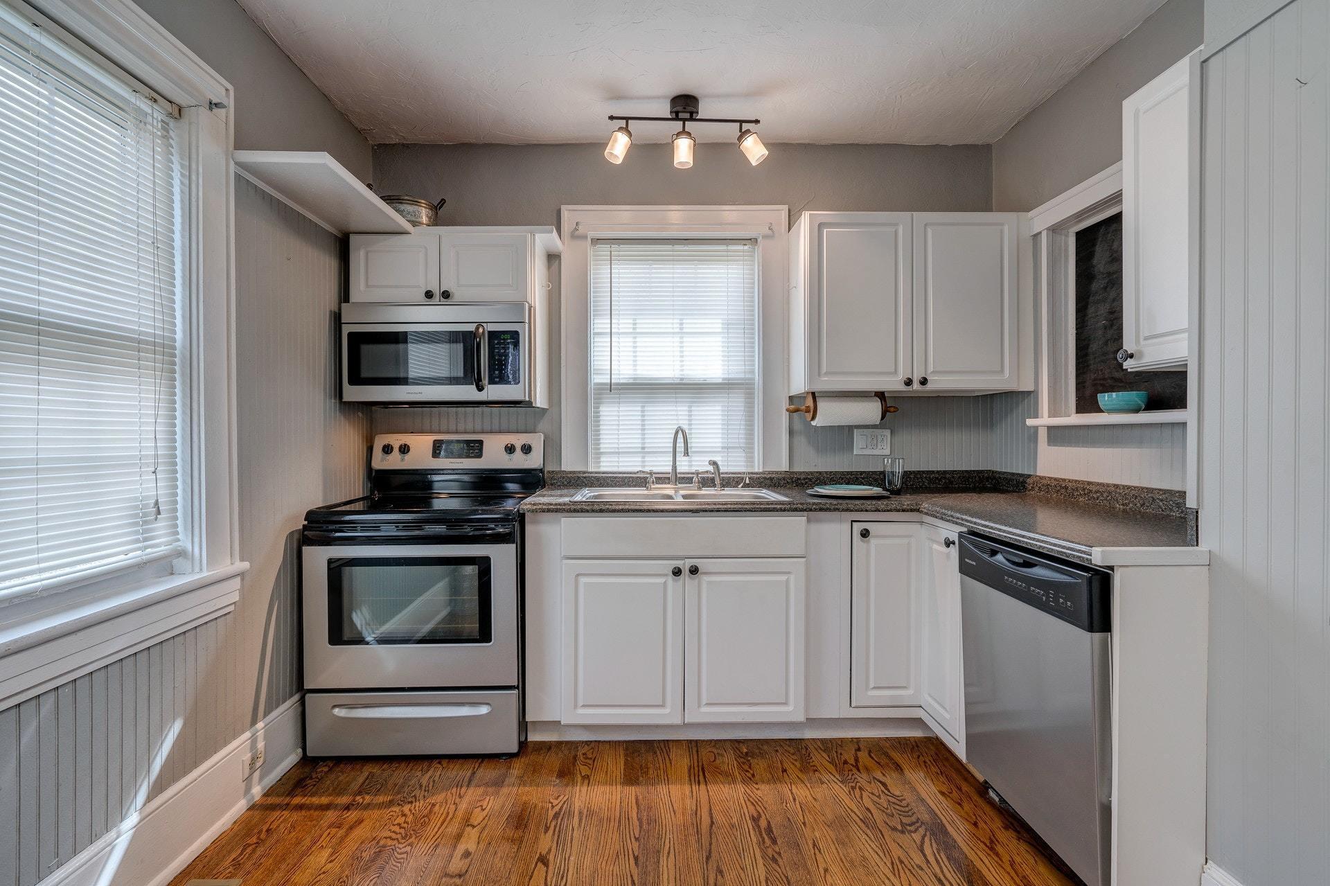 1316 Beaumont Road Roanoke, VA 24019 - Photo 23 of 45 020-341146-DSC00101_2_3_4_5_8684762