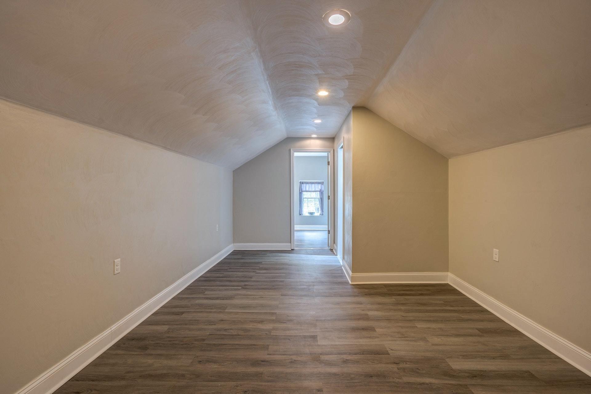 1316 Beaumont Road Roanoke, VA 24019 - Photo 29 of 45 026-341146-DSC00131_2_3_4_5_8684778