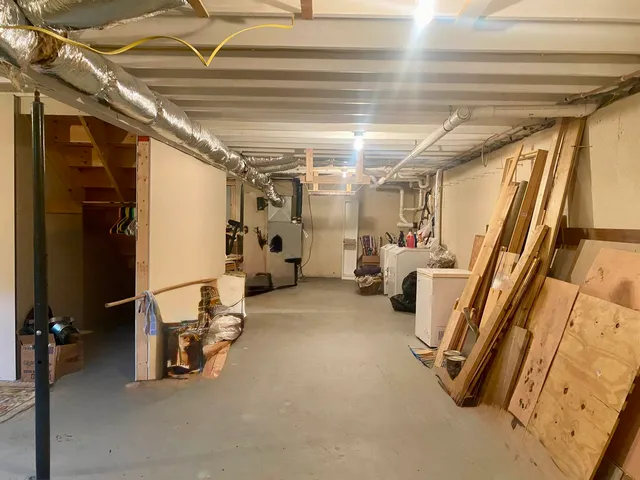 $180,000 | 1810 Route 102 Canaan Vt 05903, Canaan, VT 05903