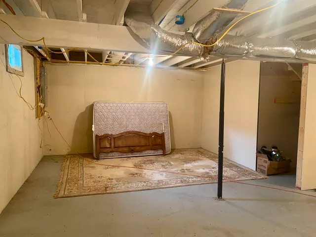 $180,000 | 1810 Route 102 Canaan Vt 05903, Canaan, VT 05903