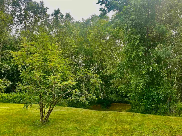 $180,000 | 1810 Route 102 Canaan Vt 05903, Canaan, VT 05903