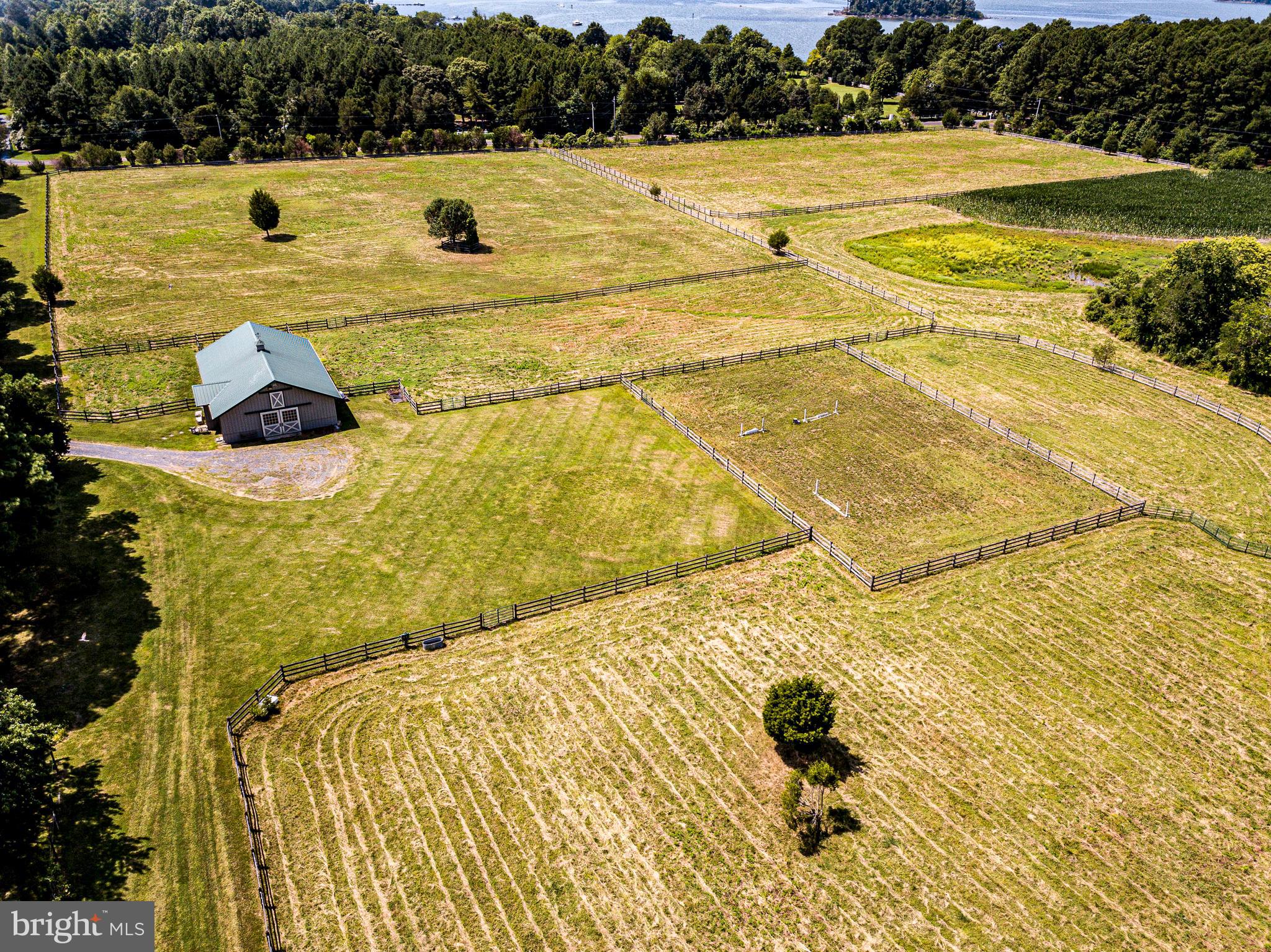 24718 Beverly Road St. Michaels, MD 21663 - Photo 14 of 49 Barn and pastures