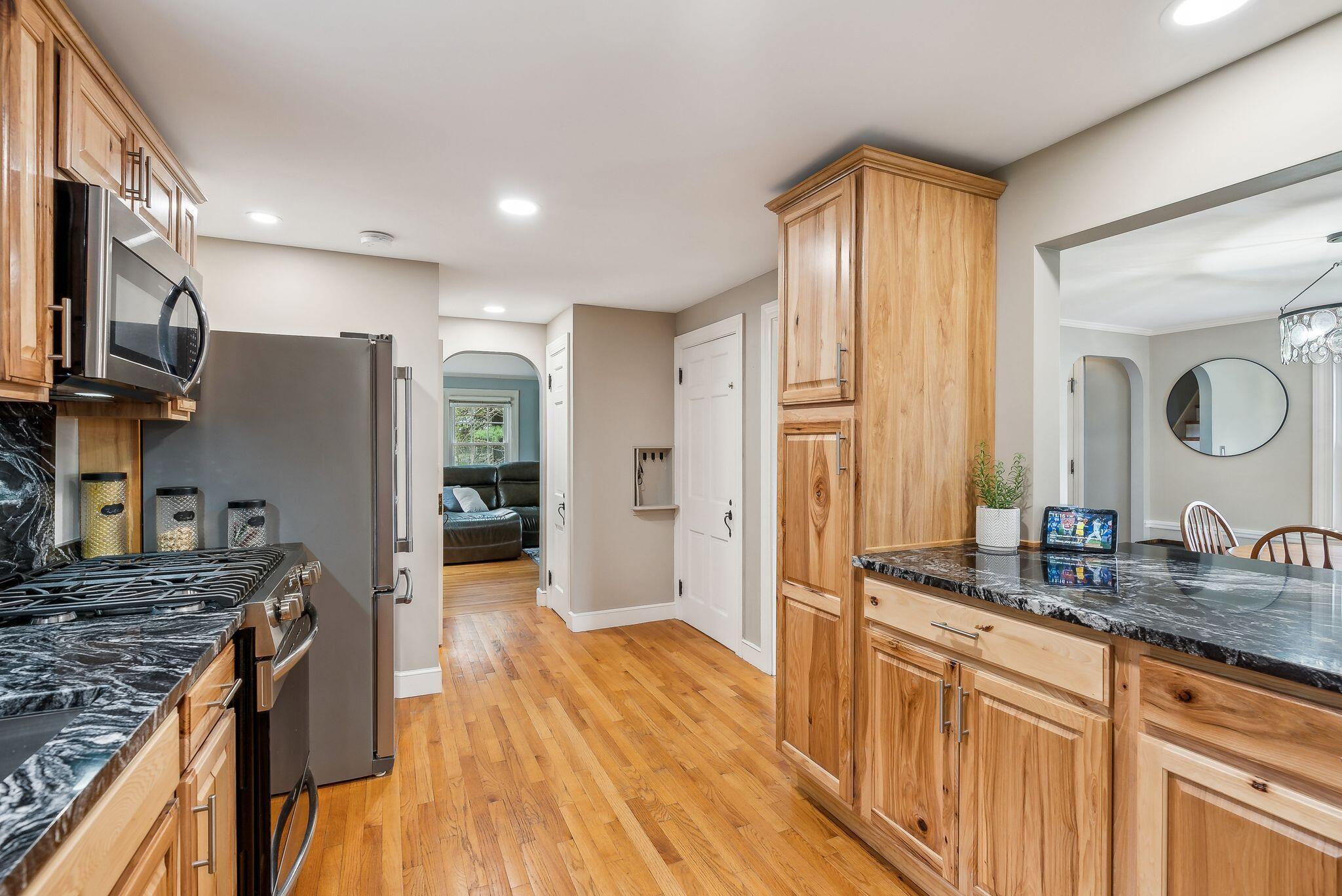 67 Leighton Road Falmouth, ME 04105 - Photo 11 of 44 67 Leighton Road