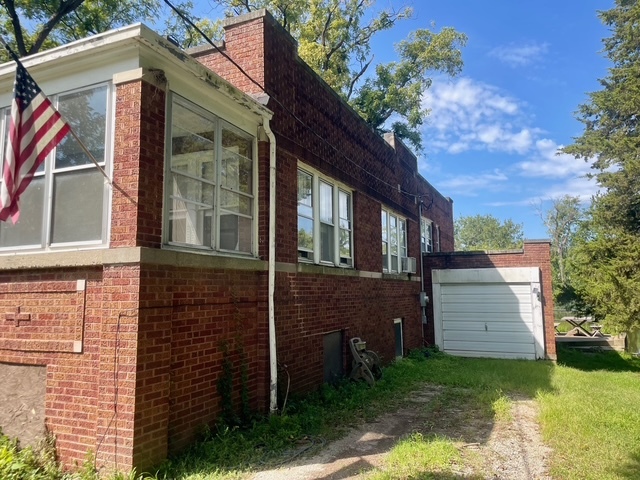 3369 East 2059th Road Wedron, IL 60557 - Photo 4 of 22 a view of a house with a yard