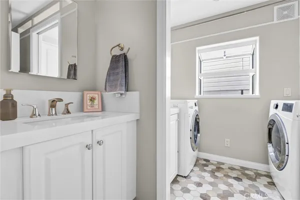 $8,500 | 2740 Highland Way, Laguna Beach, CA 92651