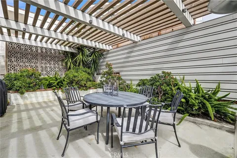 $8,500 | 2740 Highland Way, Laguna Beach, CA 92651