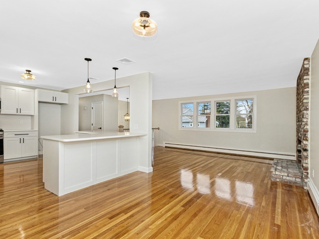 12 Devon Road Norwood, MA 02062 - Photo 10 of 34 Gallery Image 10