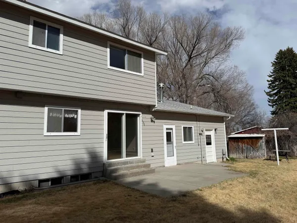 $395,000 | 817 Lombardy Circle, Riverton, WY 82501