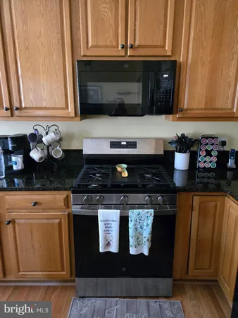 $734,977 | 7502 Shirley Hunter Way, Alexandria, VA 22315