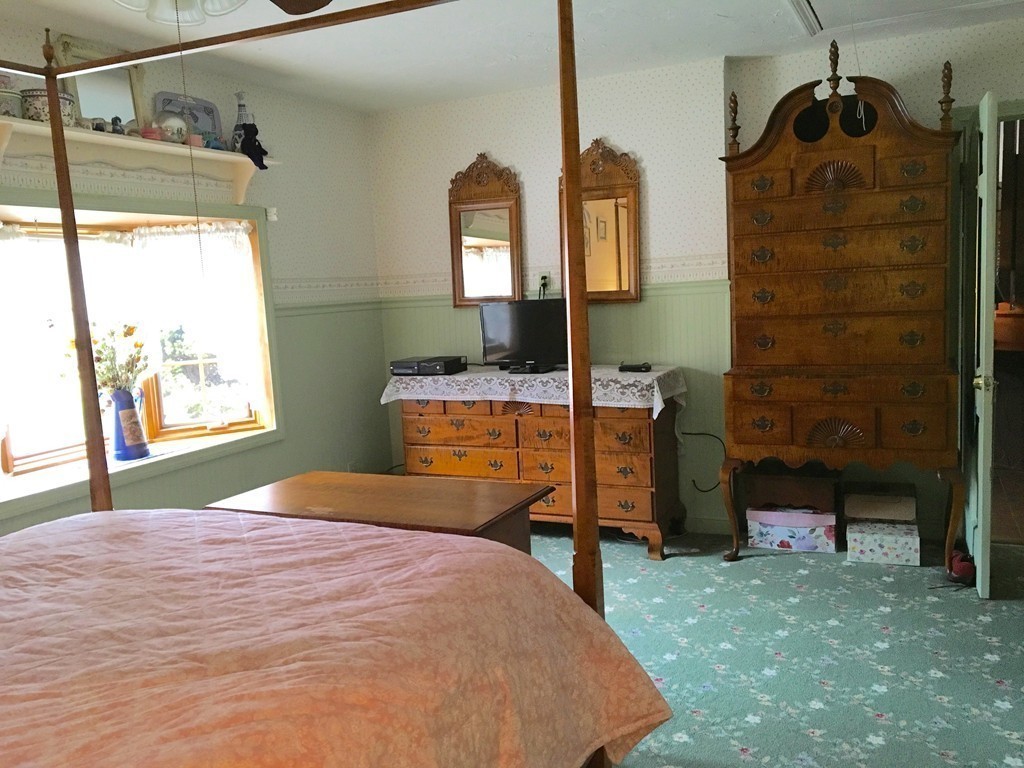 63 Mashapaug Road Holland, MA 01521 - Photo 12 of 29