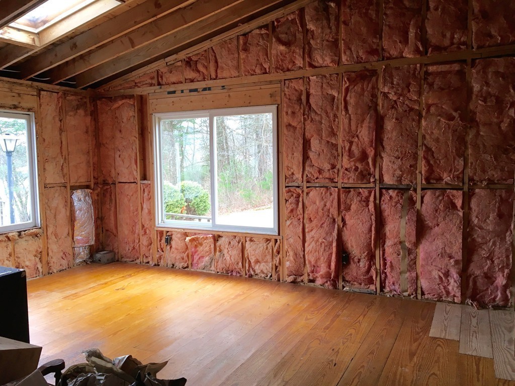 63 Mashapaug Road Holland, MA 01521 - Photo 19 of 29