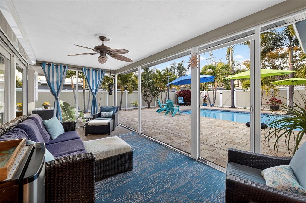 13233 88th Avenue Seminole, FL 33776 - Photo 20 of 38