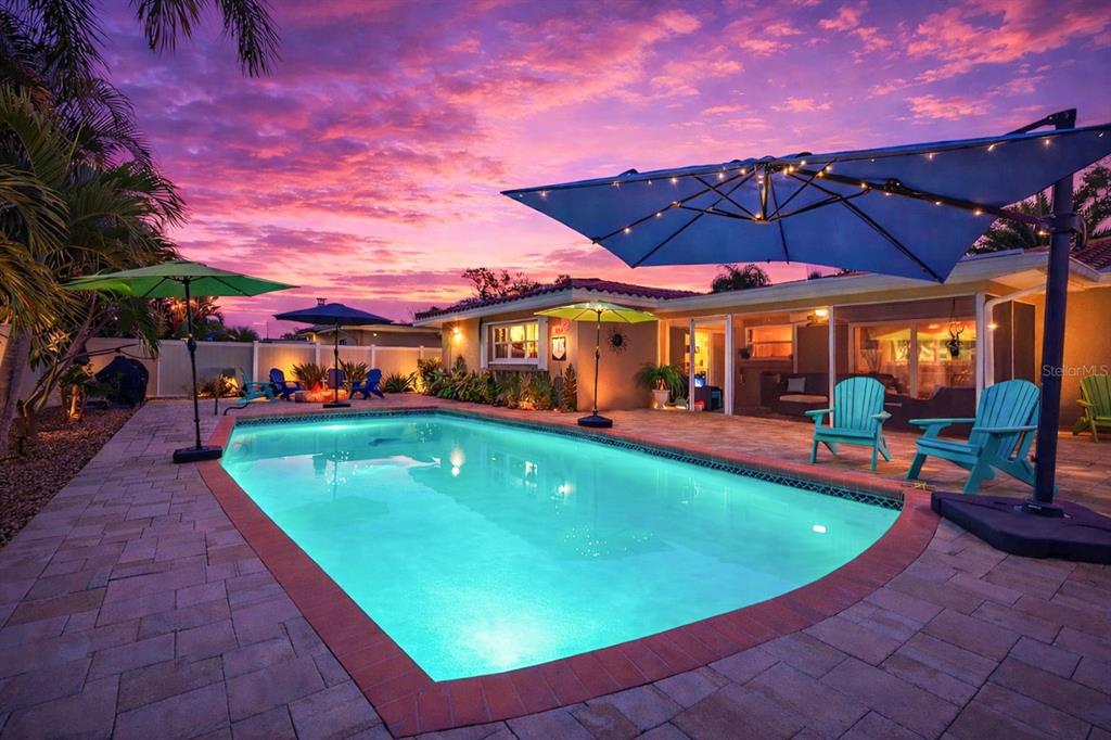 13233 88th Avenue Seminole, FL 33776 - Photo 2 of 38