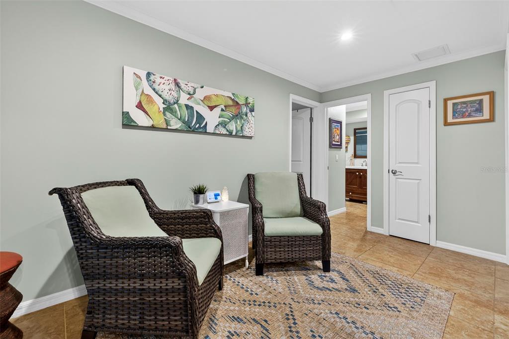 13233 88th Avenue Seminole, FL 33776 - Photo 28 of 38