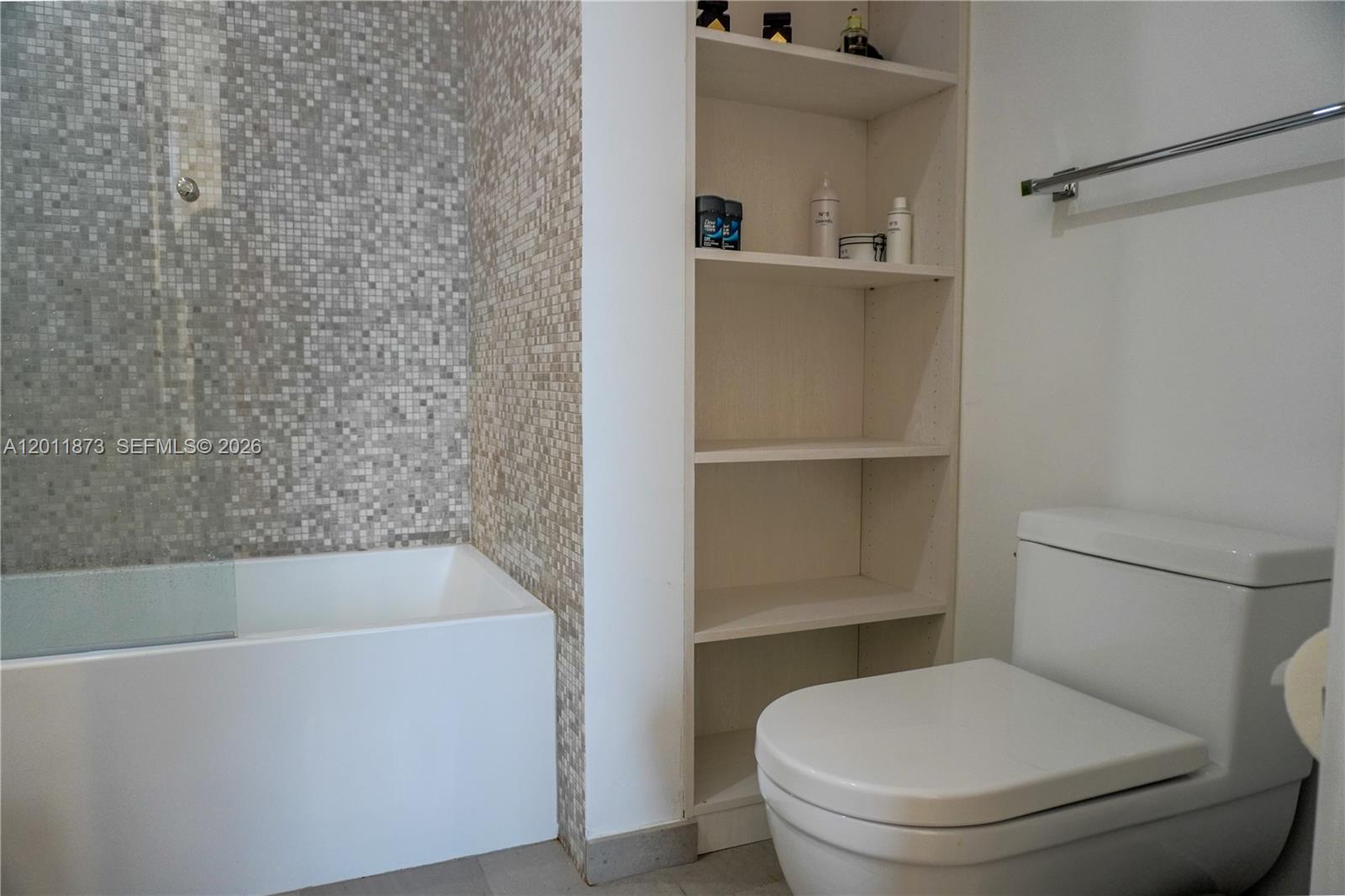 88 Southwest 7th Street, Unit 2112 Miami, FL 33130 - Photo 16 of 33